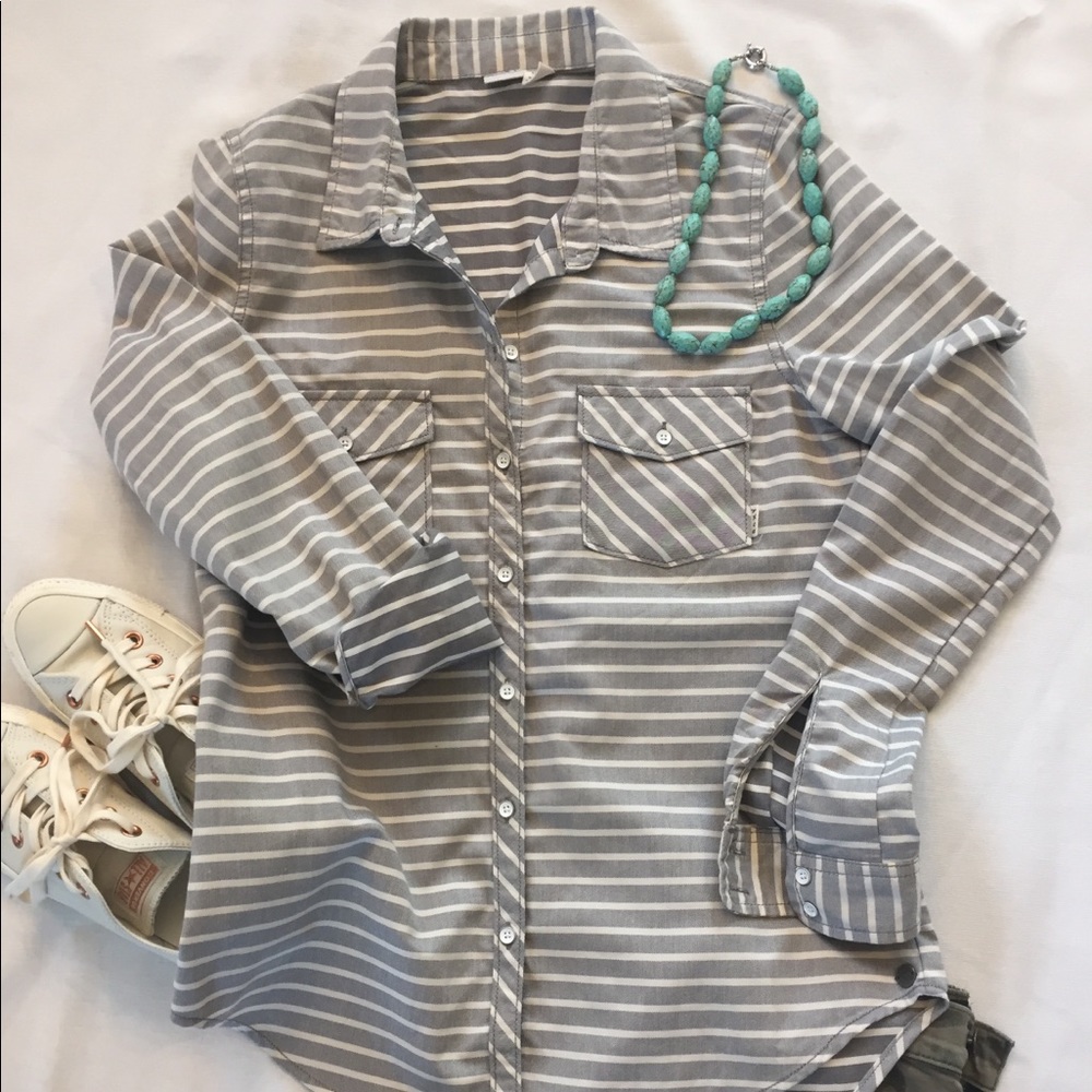 Roxy Button Up